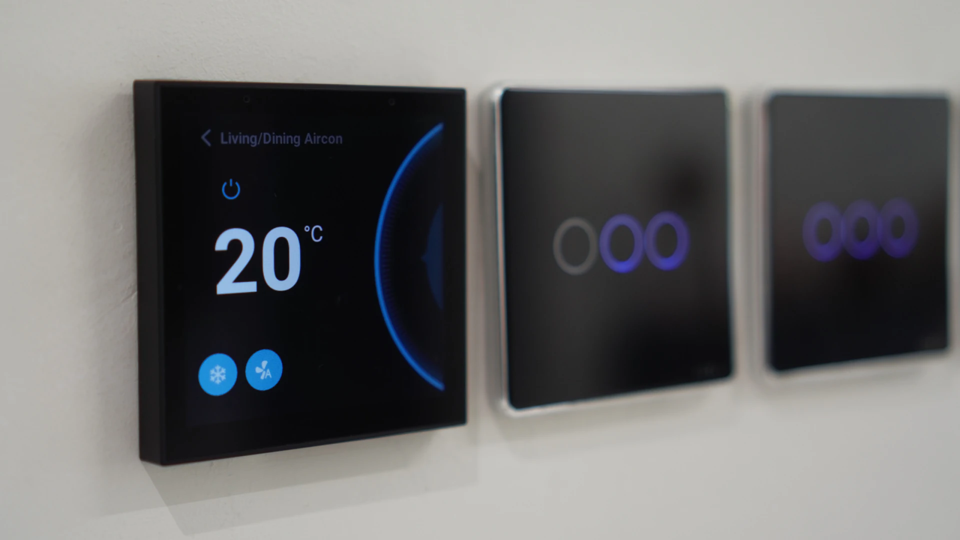 Climate and Energy Control for Landed House Designs in Singapore